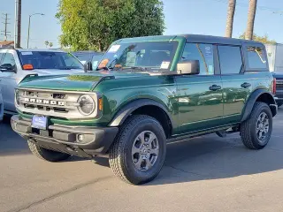 Ford Bronco 2023 4x4 Black Diamond 4dr SUV