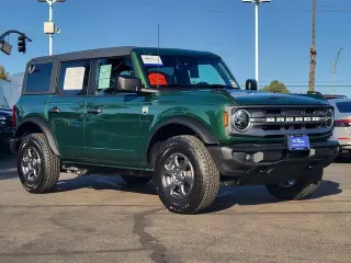 Ford Bronco 2023 4x4 Black Diamond 4dr SUV