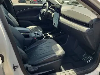 Ford Mustang Mach-E 2022 Select 4dr SUV
