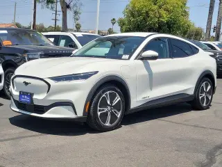 Ford Mustang Mach-E 2022 Select 4dr SUV