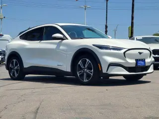 Ford Mustang Mach-E 2022 Select 4dr SUV