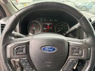 Ford F-150 2020 4x4 King Ranch 4dr SuperCrew 5.5 ft. SB