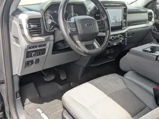 Ford F-150 2022 4x4 XL 4dr SuperCrew 5.5 ft. SB