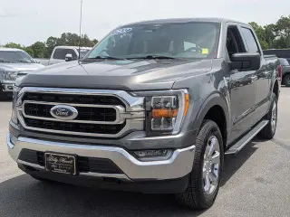 Ford F-150 2022 4x4 XL 4dr SuperCrew 5.5 ft. SB