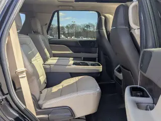 Lincoln Navigator 2022 4x4 Reserve 4dr SUV