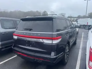 Lincoln Navigator 2022 4x4 Reserve 4dr SUV