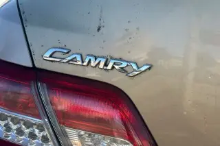 Toyota Camry 2010 SE 4dr Sedan 6M