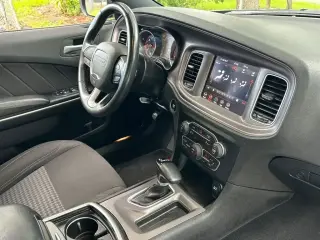 Dodge Charger 2023 SXT 4dr Sedan