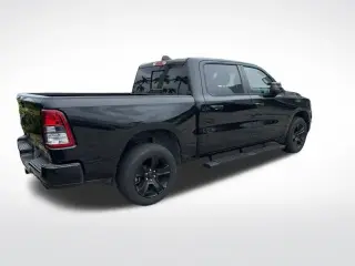 Ram 1500 2023 4x4 Big Horn 4dr Crew Cab 5.6 ft. SB Pickup