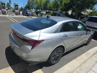 Hyundai ELANTRA 2023 SEL 4dr Sedan