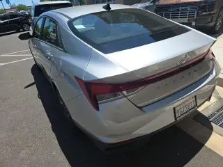 Hyundai ELANTRA 2023 SEL 4dr Sedan