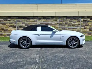 Ford Mustang 2018 GT Premium 2dr Convertible