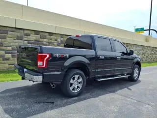 Ford F-150 2015 4x4 XLT 4dr SuperCrew 5.5 ft. SB