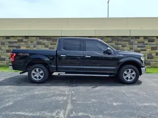 Ford F-150 2015 4x4 XLT 4dr SuperCrew 5.5 ft. SB