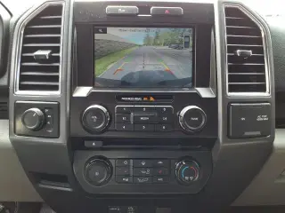 Ford F-150 2015 4x4 XLT 4dr SuperCrew 5.5 ft. SB