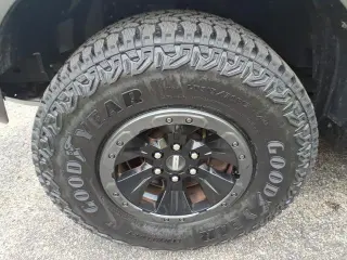 Ford F-150 2018 4x4 Raptor 4dr SuperCrew 5.5 ft. SB