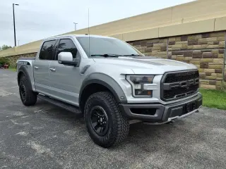 Ford F-150 2018 4x4 Raptor 4dr SuperCrew 5.5 ft. SB
