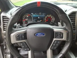Ford F-150 2018 4x4 Raptor 4dr SuperCrew 5.5 ft. SB