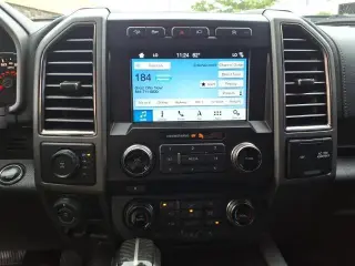 Ford F-150 2018 4x4 Raptor 4dr SuperCrew 5.5 ft. SB