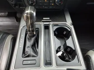 Ford F-150 2018 4x4 Raptor 4dr SuperCrew 5.5 ft. SB