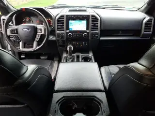 Ford F-150 2018 4x4 Raptor 4dr SuperCrew 5.5 ft. SB