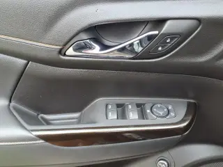 GMC Acadia 2023 4x4 AT4 4dr SUV