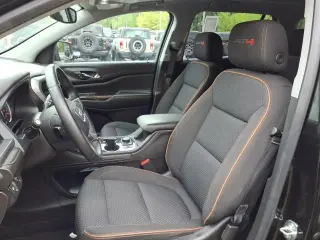 GMC Acadia 2023 4x4 AT4 4dr SUV