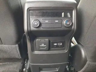 GMC Acadia 2023 4x4 AT4 4dr SUV