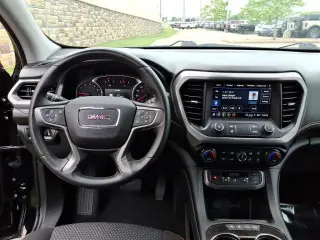 GMC Acadia 2023 4x4 AT4 4dr SUV