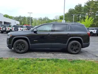 GMC Acadia 2023 4x4 AT4 4dr SUV