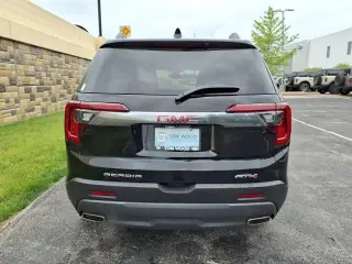 GMC Acadia 2023 4x4 AT4 4dr SUV