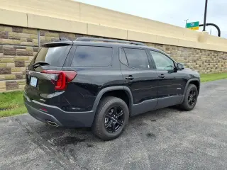 GMC Acadia 2023 4x4 AT4 4dr SUV