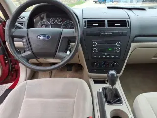 Ford Fusion 2009 S 4dr Sedan