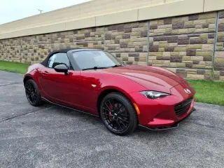 Mazda MX-5 Miata 2025 Club 2dr Convertible