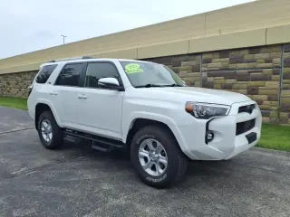 Toyota 4Runner 2022 4x4 SR5 Premium 4dr SUV