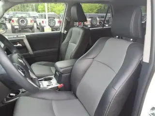 Toyota 4Runner 2022 4x4 SR5 Premium 4dr SUV
