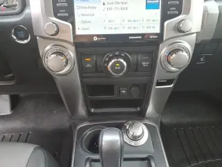 Toyota 4Runner 2022 4x4 SR5 Premium 4dr SUV