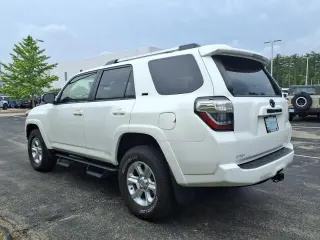 Toyota 4Runner 2022 4x4 SR5 Premium 4dr SUV