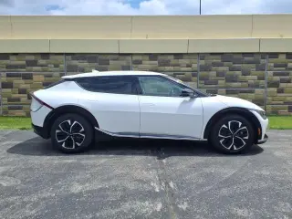 Kia EV6 2024 AWD Wind 4dr Crossover
