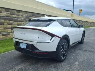Kia EV6 2024 AWD Wind 4dr Crossover