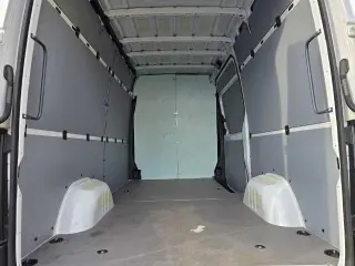Mercedes-Benz Sprinter 2024 2500 3dr 144 in. WB Cargo Van (2.0L I4)