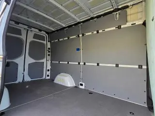 Mercedes-Benz Sprinter 2024 2500 3dr 144 in. WB Cargo Van (2.0L I4)