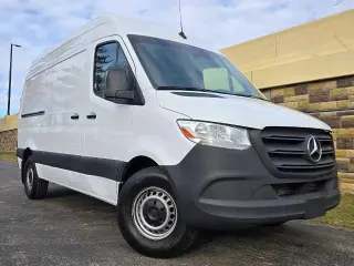 Mercedes-Benz Sprinter 2024 2500 3dr 144 in. WB Cargo Van (2.0L I4)