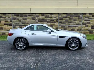 Mercedes-Benz SLC 2017 SLC 300 2dr Roadster
