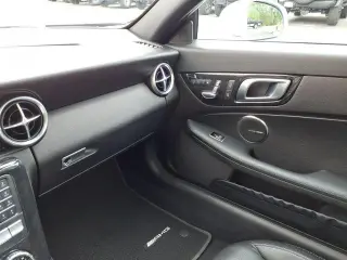 Mercedes-Benz SLC 2017 SLC 300 2dr Roadster