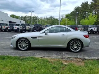 Mercedes-Benz SLC 2017 SLC 300 2dr Roadster