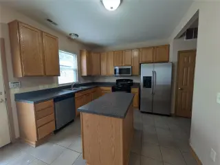 Propiedad en alquiler con 3 habitaciones y 2.5 baños en Columbus