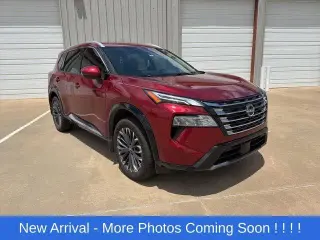 Nissan Rogue 2024 AWD Platinum 4dr Crossover