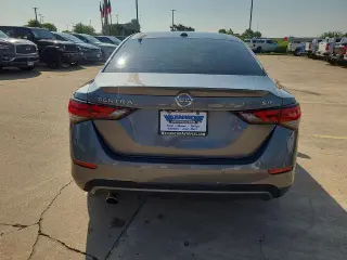 Nissan Sentra 2023 SR 4dr Sedan