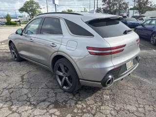 Genesis GV70 2023 AWD 2.5T Standard 4dr SUV